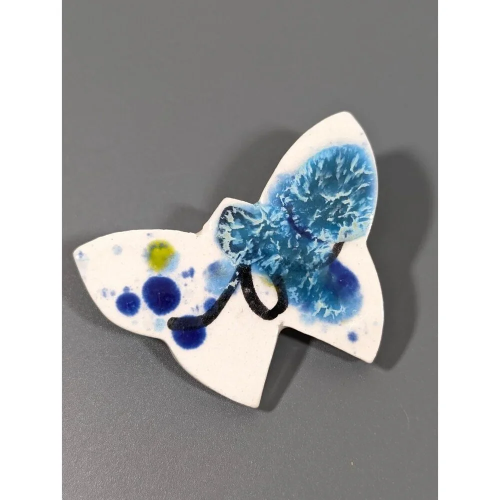 Vintage‎ Handmade Ceramic Butterfly Artisan Brooch Blue White